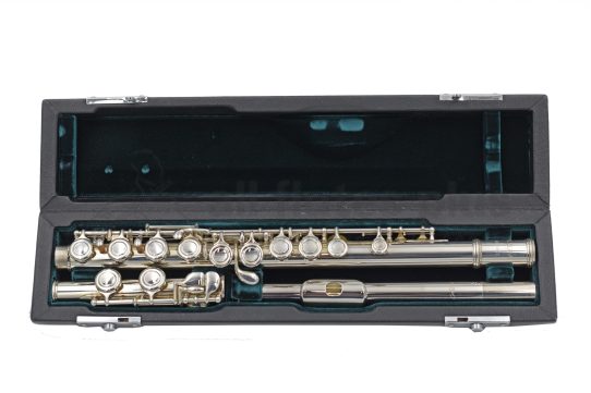 Azumi AZ1000E Pre-Owned Flute-c7734